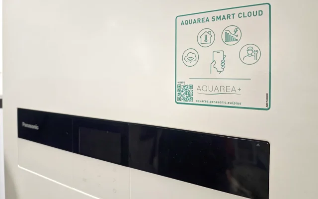 panasonic-aquarea-MCE2026_1610 Le soluzioni Panasonic Aquarea puntano molto sulla connettività per un'esperienza utente smart e più facile.