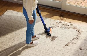 SharkNinja presenta PowerDetect Speed Clean & Empty System: aspirapolvere compatto con svuotamento automatico